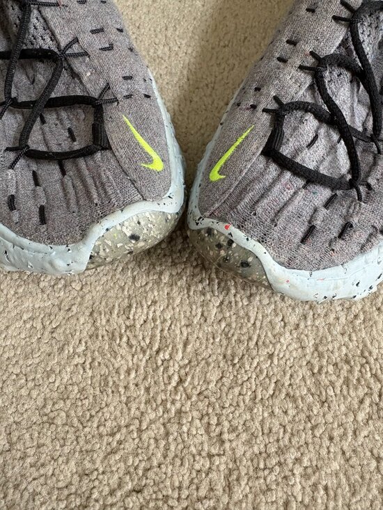Nike Space Hippie 04 Men\'s Running Shoes Size 9.5 Gray Volt CZ6398-001 main image 9